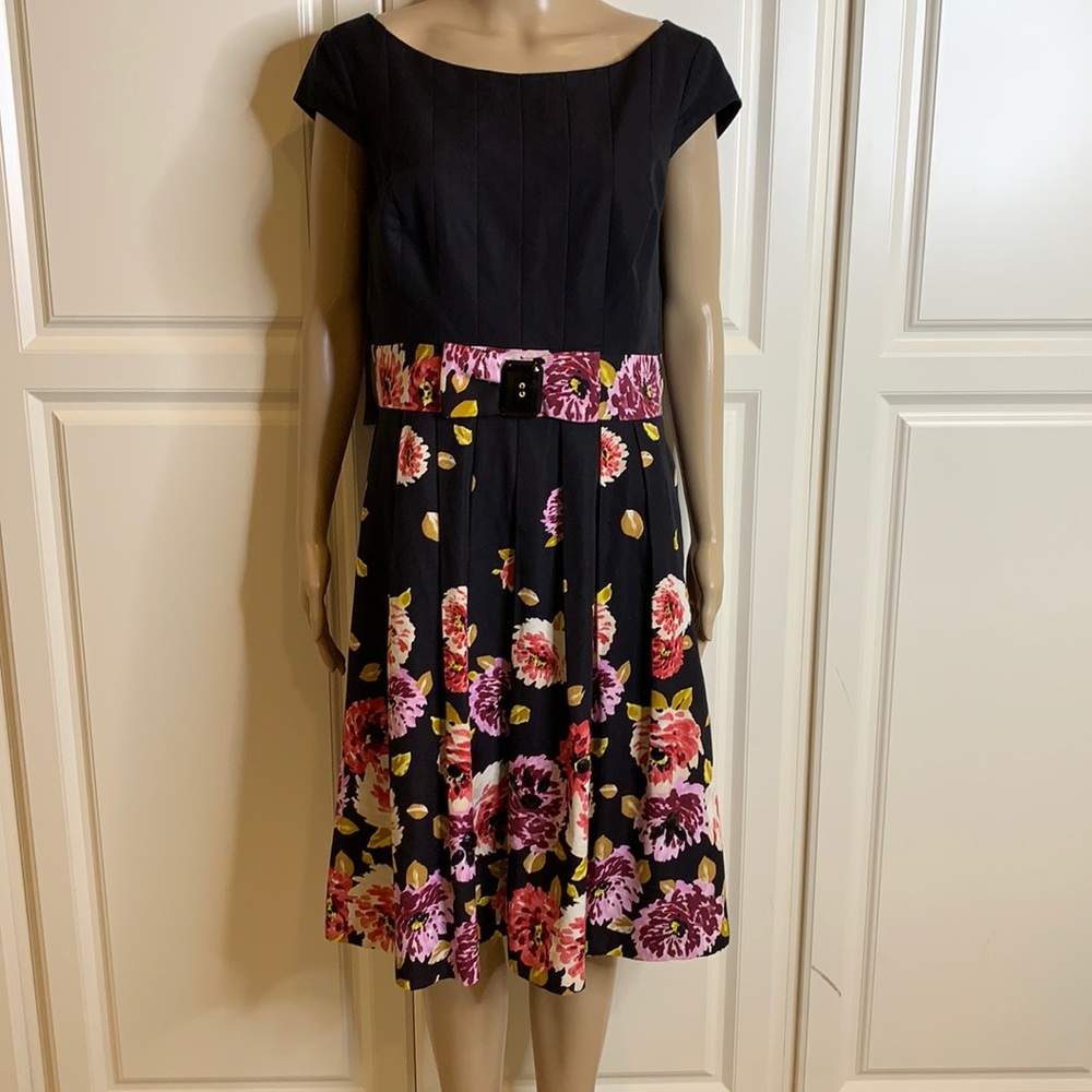 Kay Unger Dress. Size 12 - Picture 10 of 10